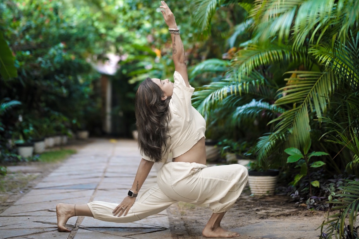Tranquil yoga adjustments in virtual classroom